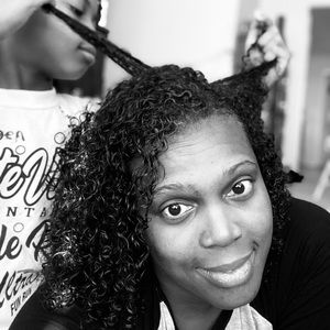 Meet your Posher, April